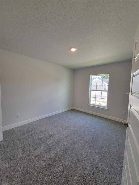 Spacious, unfurnished interior of a new home in , Ocala (Image 27).