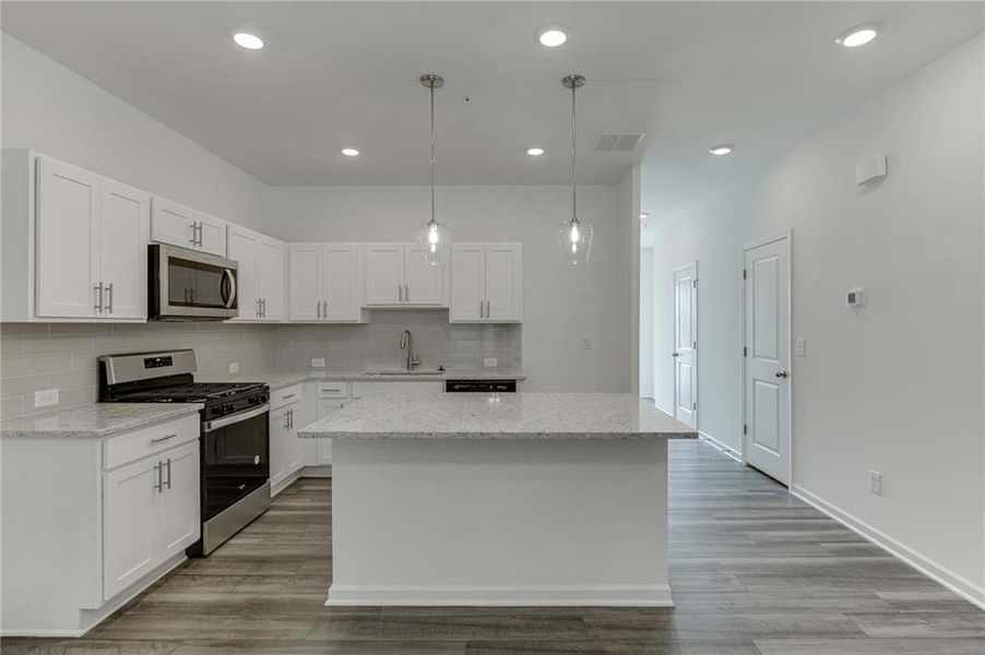Furnished interior view inside a new home in Laurelwood, Douglasville (Image 3).