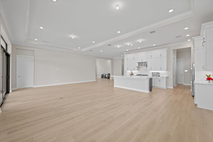 Spacious, unfurnished interior of a new home in Cresswind Palm Beach at Westlake, Westlake (Image 45). Spacious, unfurnished interior of a new home in Cresswind Palm Beach at Westlake, Westlake (Image 45).