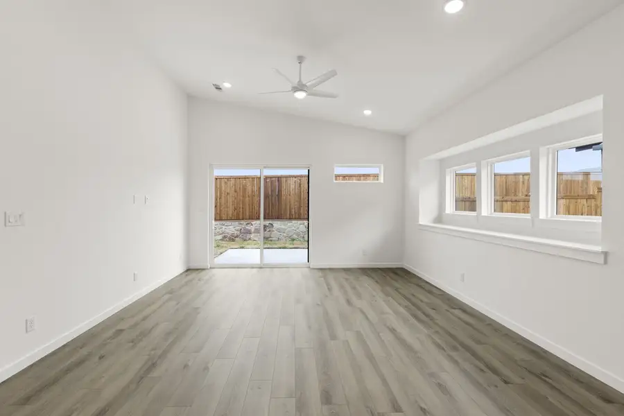 Spacious, unfurnished interior of a new home in Willow Grove, Melissa (Image 29). Spacious, unfurnished interior of a new home in Willow Grove, Melissa (Image 29).