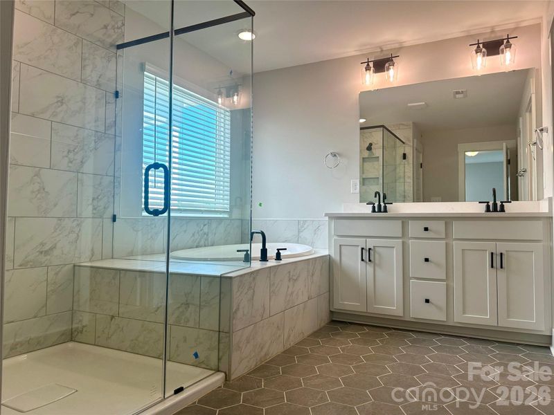 Furnished interior view inside a new home in Summerlin, Mooresville (Image 3).