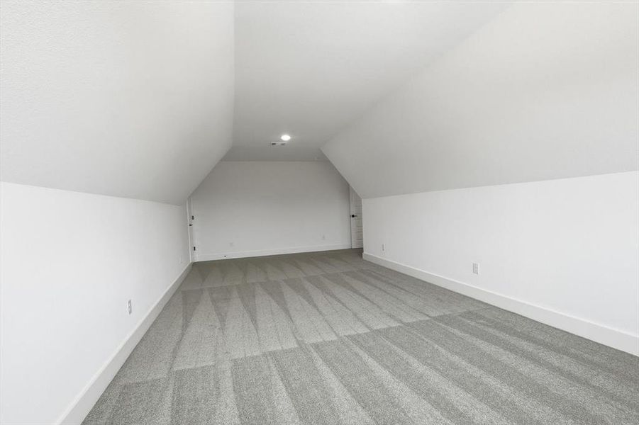 Spacious, unfurnished interior of a new home in , Argyle (Image 19).