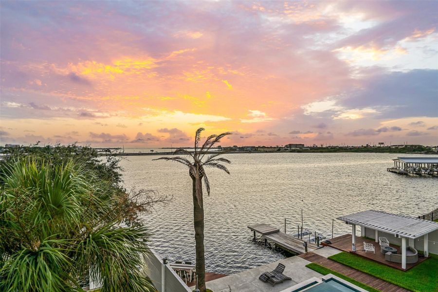 Natural landscape and outdoor views near  in Galveston (Image 39).