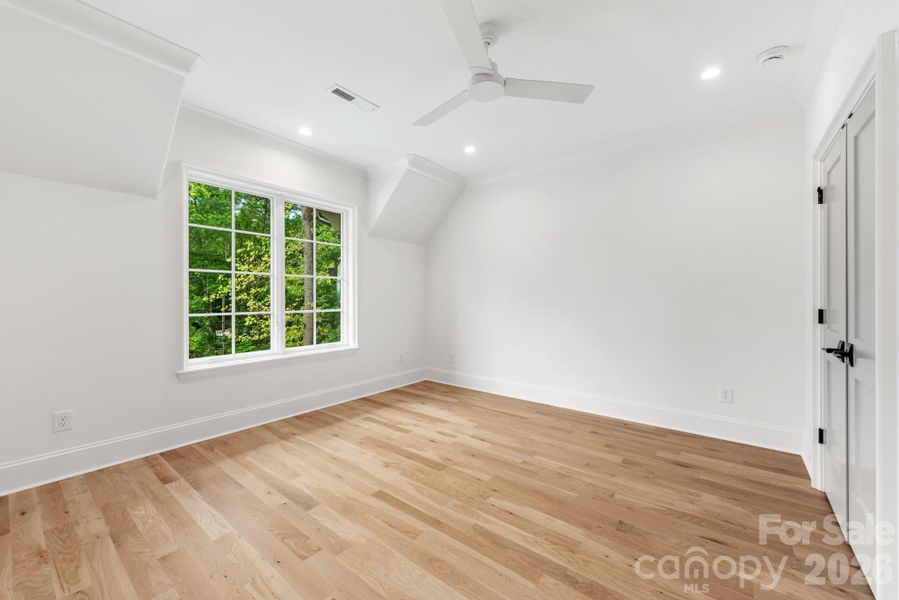 Generous sized upstairs bedrooms