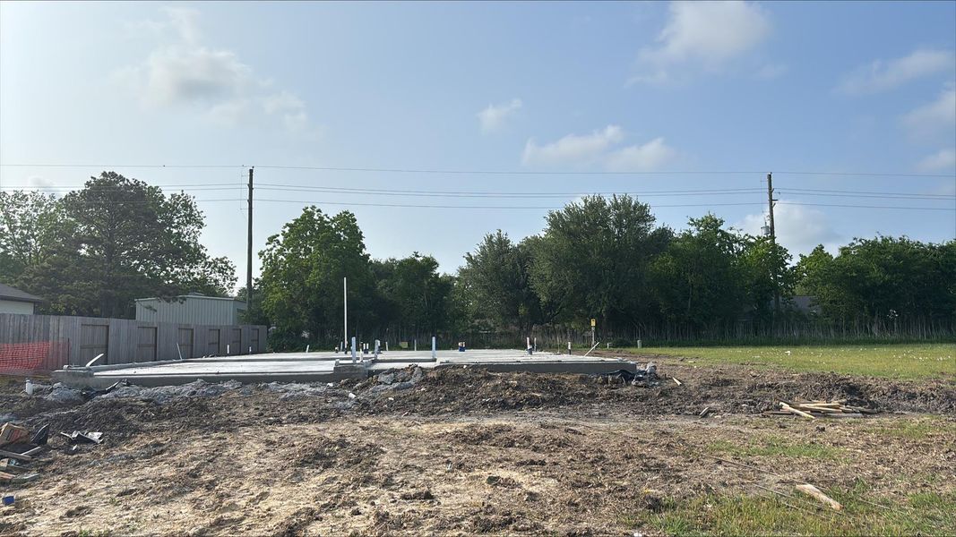 Site preparation for new homesites in Lago Mar, Texas City (Image 22).