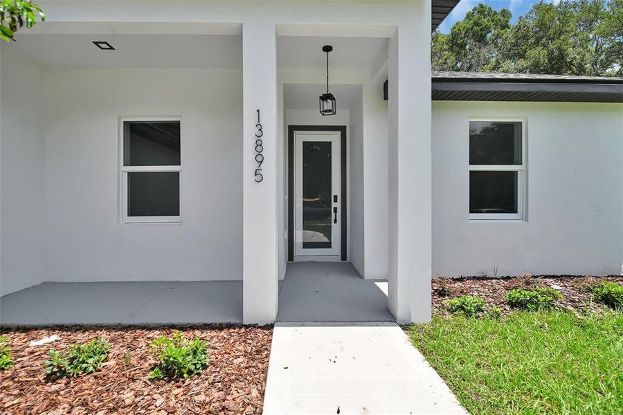 Exterior details and patio area of a home in , Dunnellon (Image 3). Exterior details and patio area of a home in , Dunnellon (Image 3).
