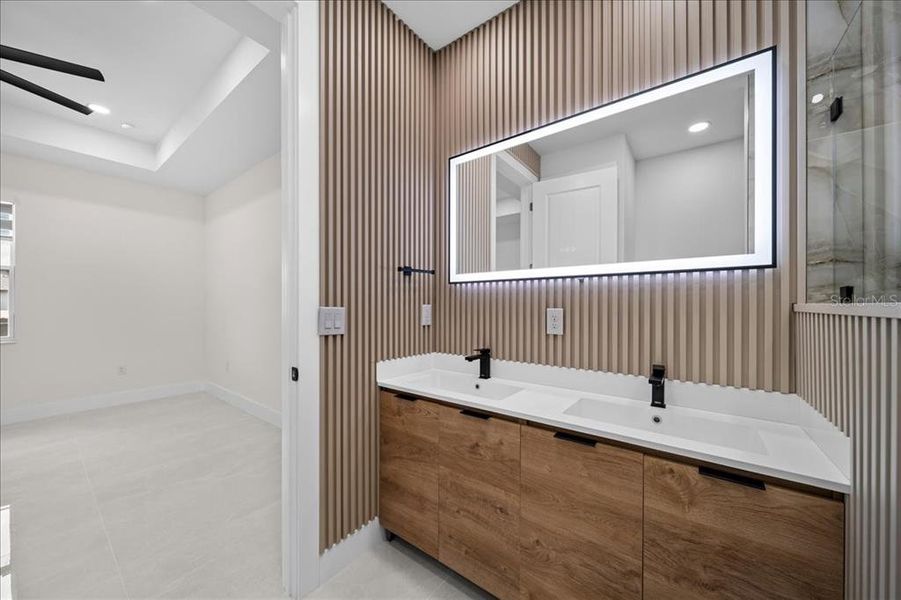 Furnished interior view inside a new home in , Lehigh Acres (Image 8).