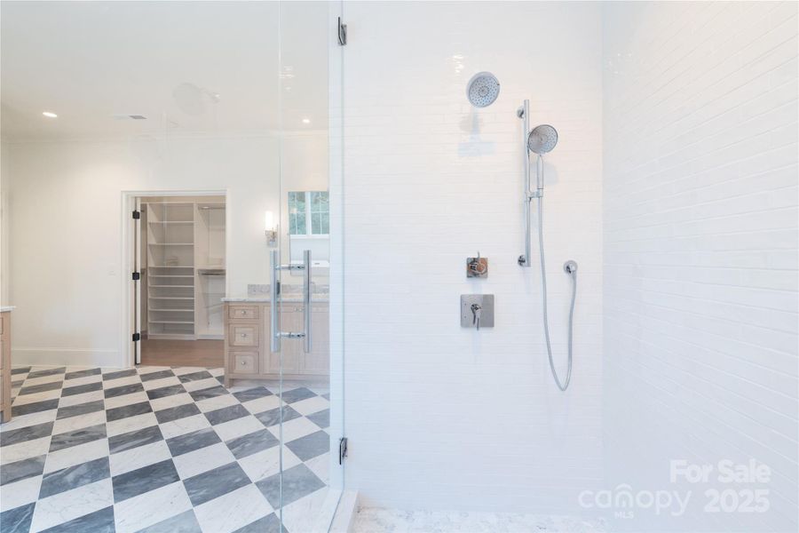 Image 39 of a home in .