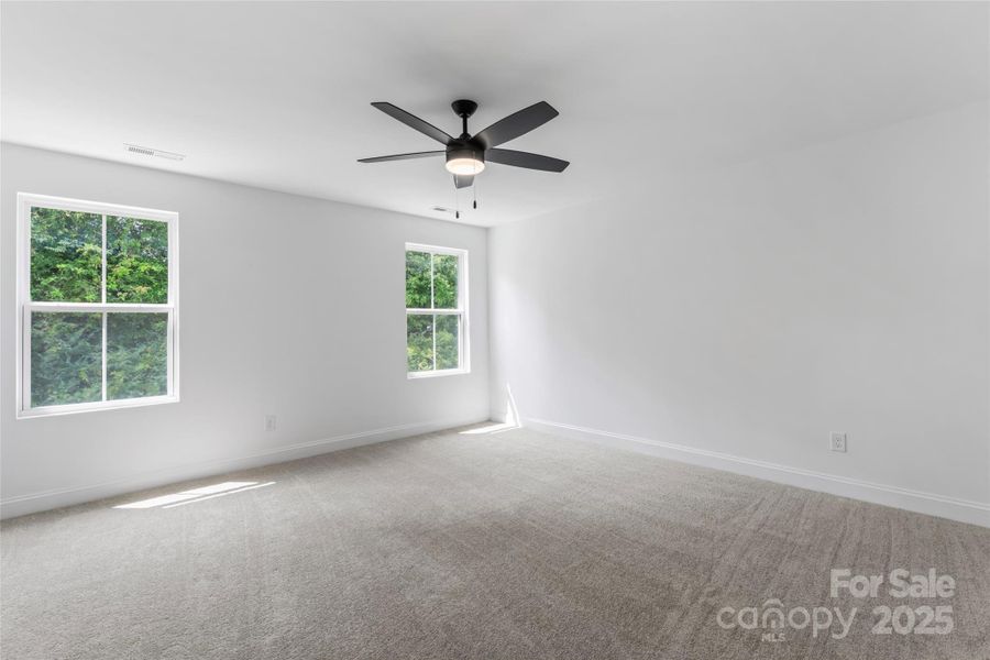 Spacious, unfurnished interior of a new home in , Kannapolis (Image 23).