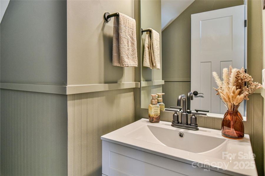 Close-up of interior finishes inside a home in , Fletcher (Image 20). Close-up of interior finishes inside a home in , Fletcher (Image 20).