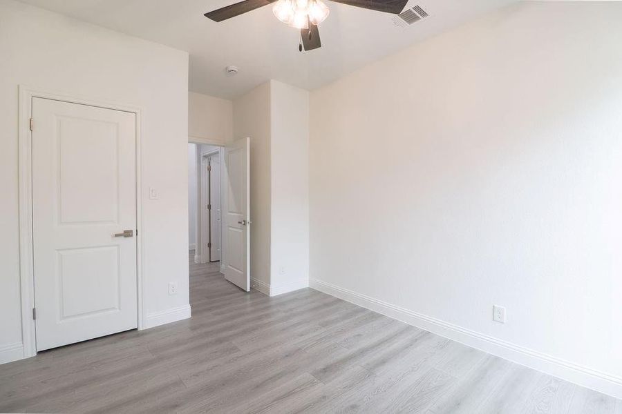 Spacious, unfurnished interior of a new home in , Fort Worth (Image 18). Spacious, unfurnished interior of a new home in , Fort Worth (Image 18).