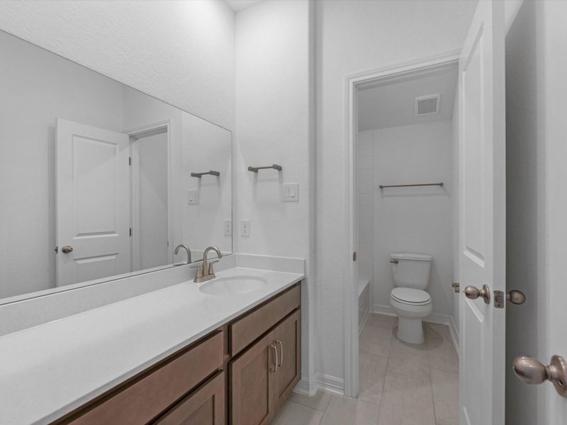 Furnished interior view inside a new home in Emory Glen, Magnolia (Image 10). Furnished interior view inside a new home in Emory Glen, Magnolia (Image 10).