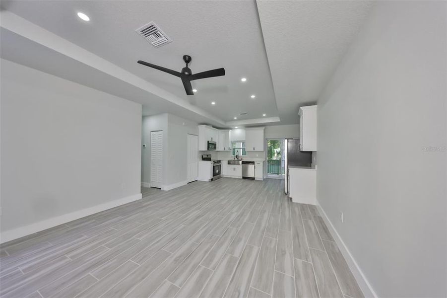 Spacious, unfurnished interior of a new home in , Tampa (Image 24). Spacious, unfurnished interior of a new home in , Tampa (Image 24).