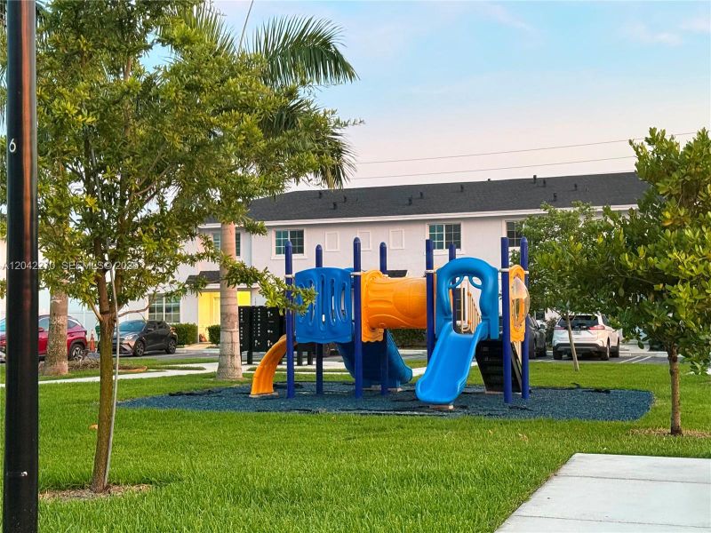 Community amenities in , Florida City (Image 15). Community amenities in , Florida City (Image 15).