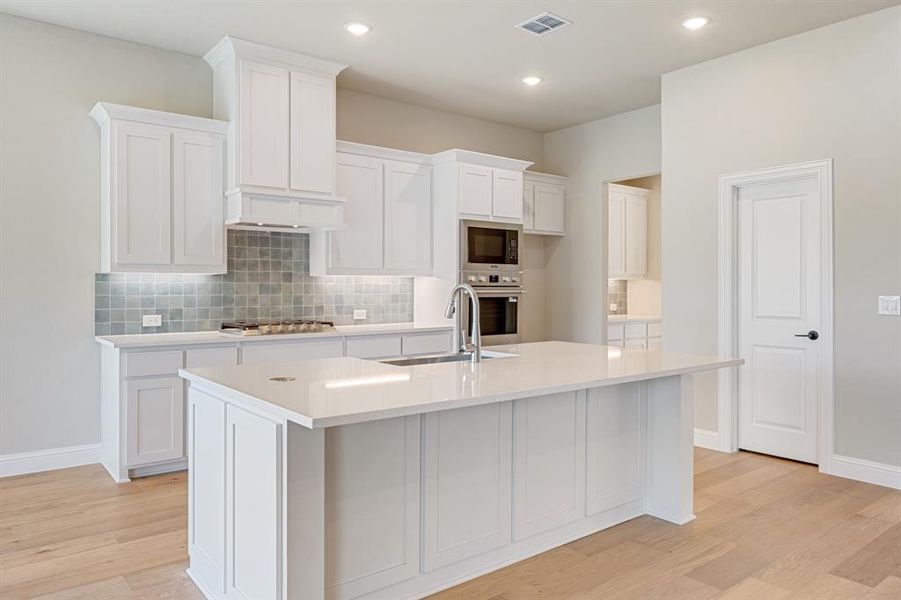 Furnished interior view inside a new home in Triple Diamond Ranch, Mansfield (Image 4).