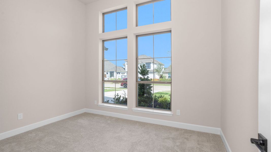 Spacious, unfurnished interior of a new home in Meridiana, Manvel (Image 16).