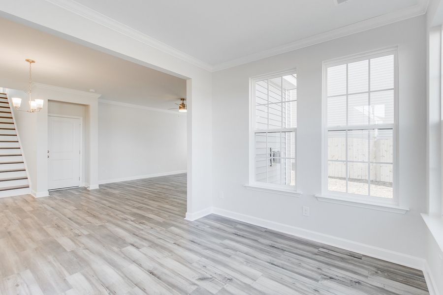 Spacious, unfurnished interior of a new home in Hendrix Farms, Lexington (Image 27).
