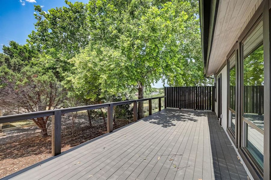 Large back deck with amplbe shade