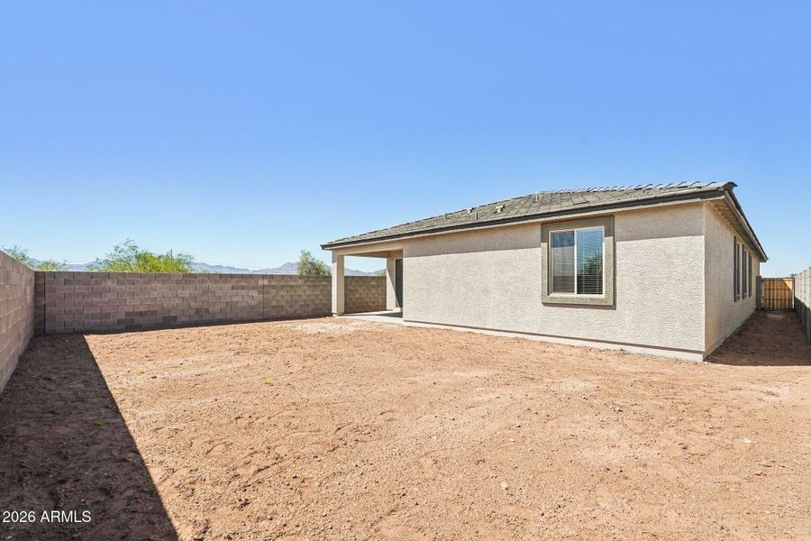 46-web-or-mls-S 95th Dr-S0904-046