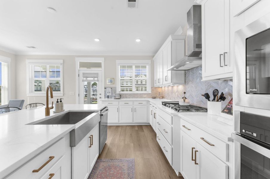 Furnished interior view inside a new home in , Charleston (Image 26).