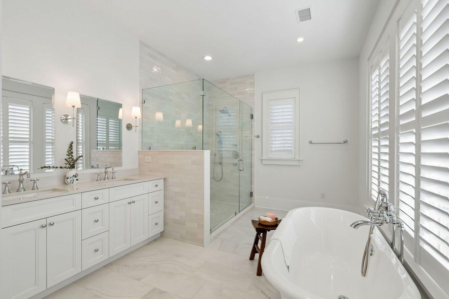 Furnished interior view inside a new home in , Folly Beach (Image 71).