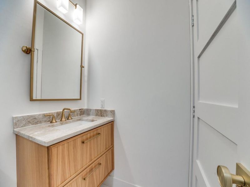 Image 36 of a home in .