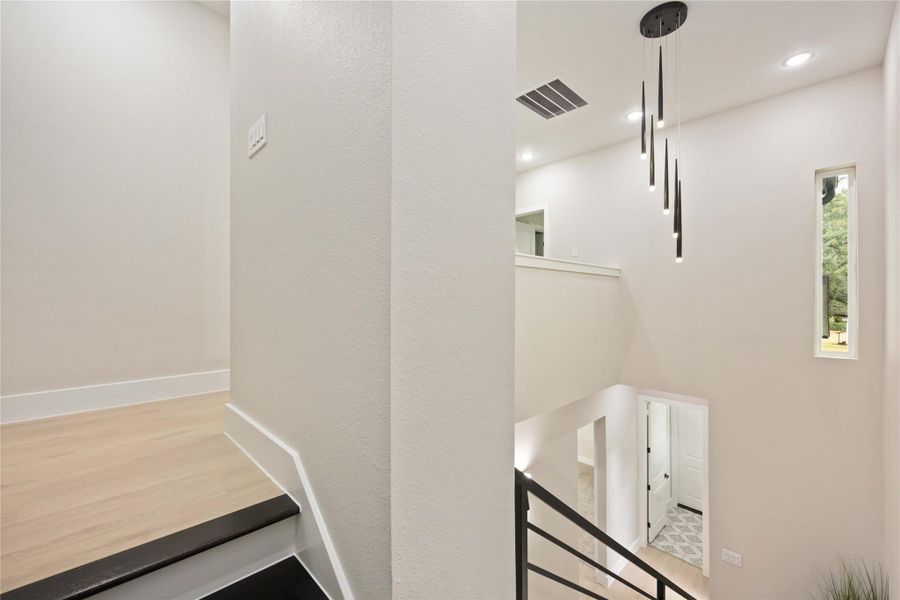 Spacious, unfurnished interior of a new home in , Houston (Image 22).