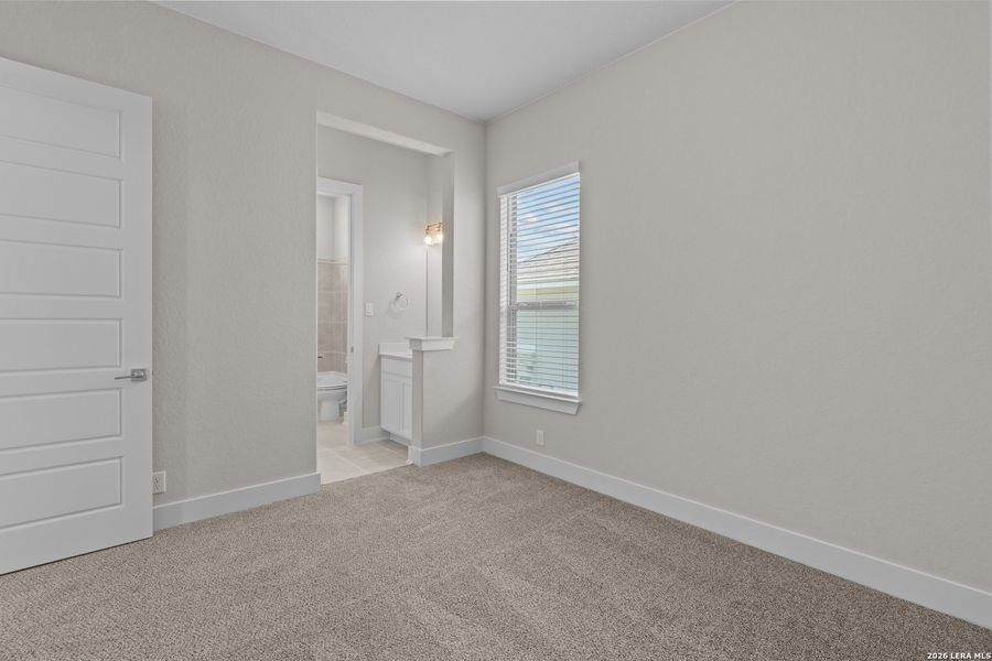 Spacious, unfurnished interior of a new home in , Boerne (Image 27).