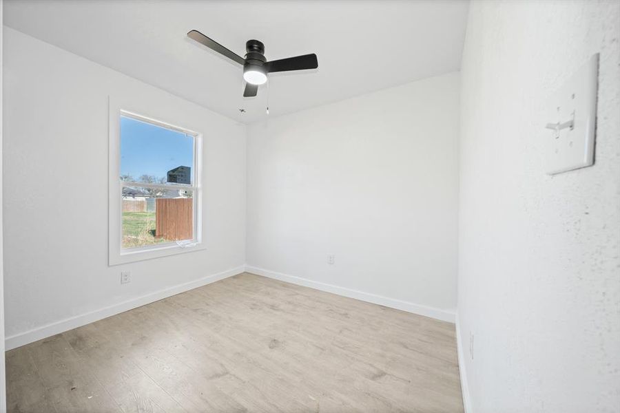 Spacious, unfurnished interior of a new home in , Itasca (Image 7).