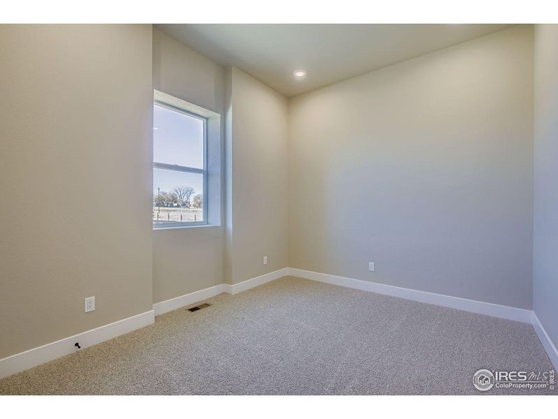 Spacious, unfurnished interior of a new home in Country Club Reserve – Fort Collins, Fort Collins (Image 32).