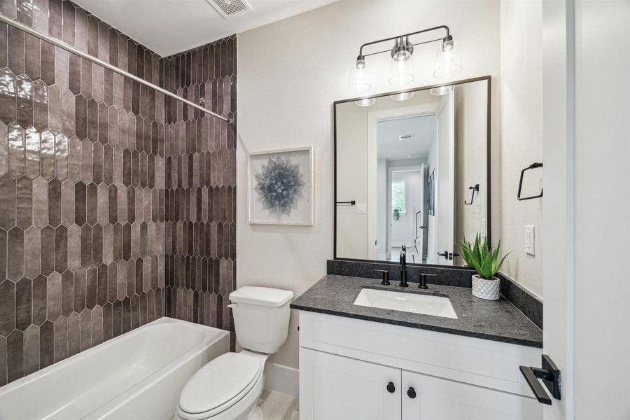 Furnished interior view inside a new home in , Houston (Image 10).