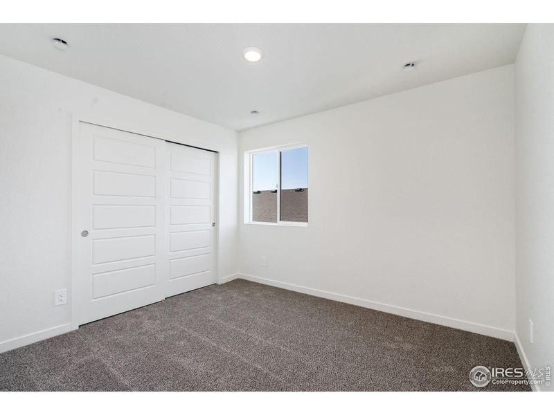 Spacious, unfurnished interior of a new home in Hudson Hills, Hudson (Image 10).