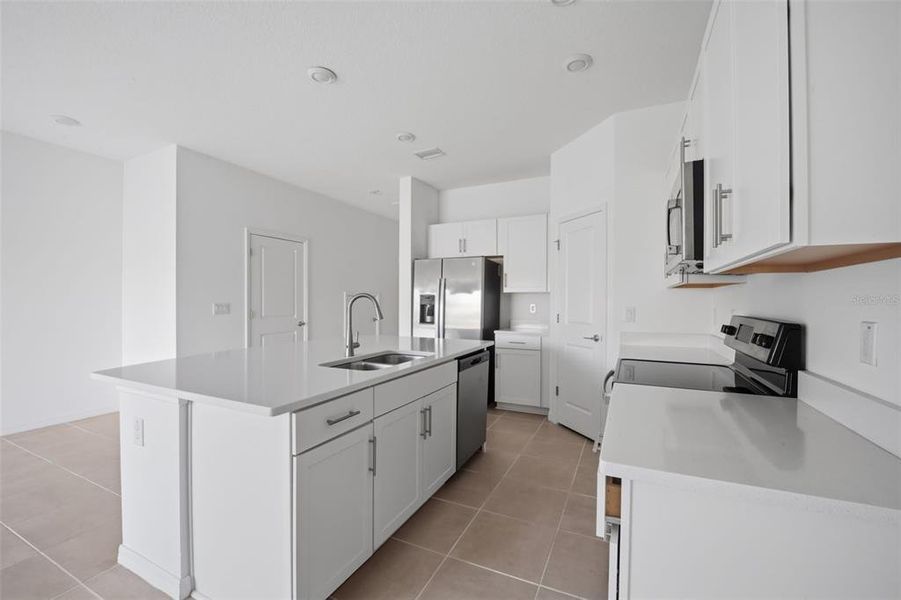 Furnished interior view inside a new home in , Wesley Chapel (Image 5).