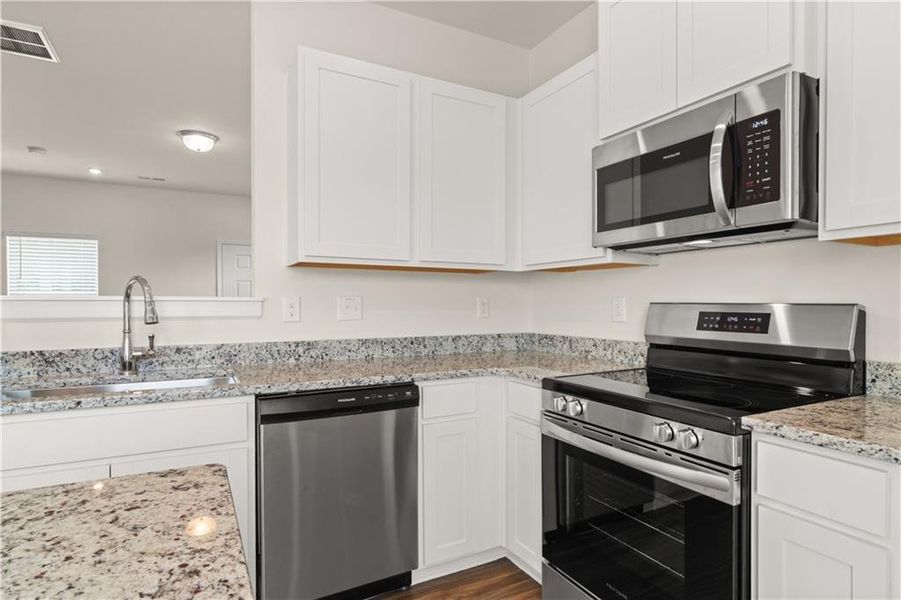 Furnished interior view inside a new home in Hillcrest Park, Ringgold (Image 5).