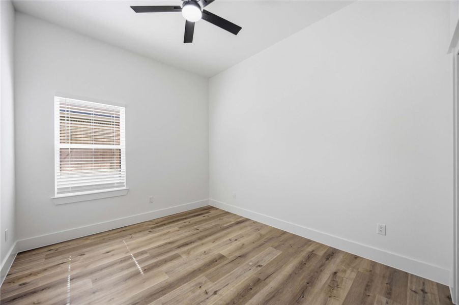 Spacious, unfurnished interior of a new home in , Houston (Image 17).