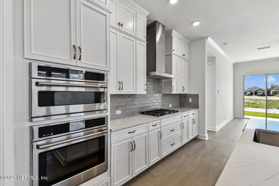 Furnished interior view inside a new home in Seven Pines 50' Front Entry, Jacksonville (Image 7).