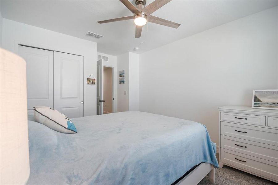 Furnished interior view inside a new home in , Orlando (Image 12).