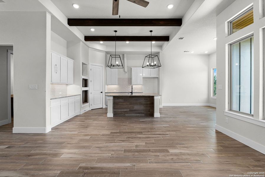 Spacious, unfurnished interior of a new home in , Spring Branch (Image 18).