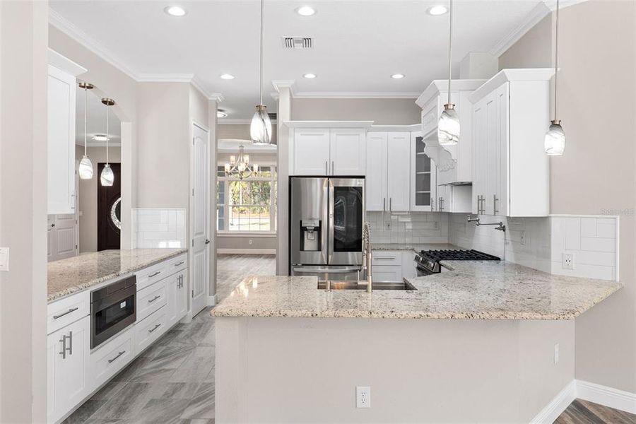 Furnished interior view inside a new home in , Ocala (Image 5).