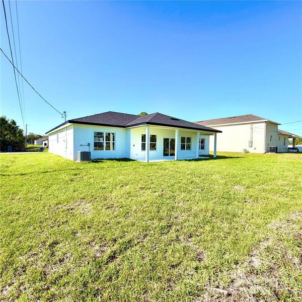 Exterior details and patio area of a home in , Palm Bay (Image 27).