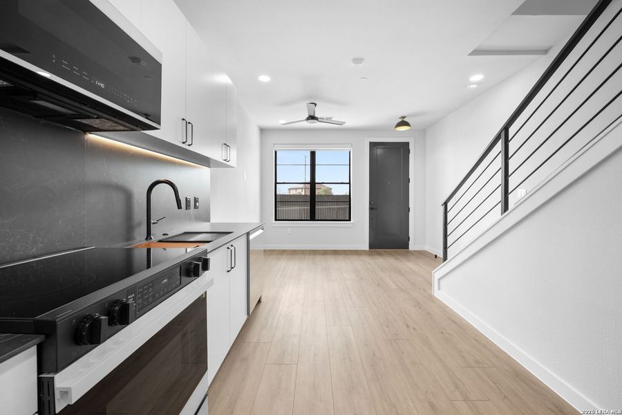 Furnished interior view inside a new home in , New Braunfels (Image 8).
