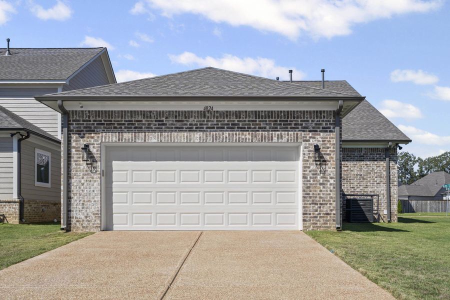 Front exterior of a new home in Lockwood, Collierville, TN, highlighting curb appeal (Image 19).