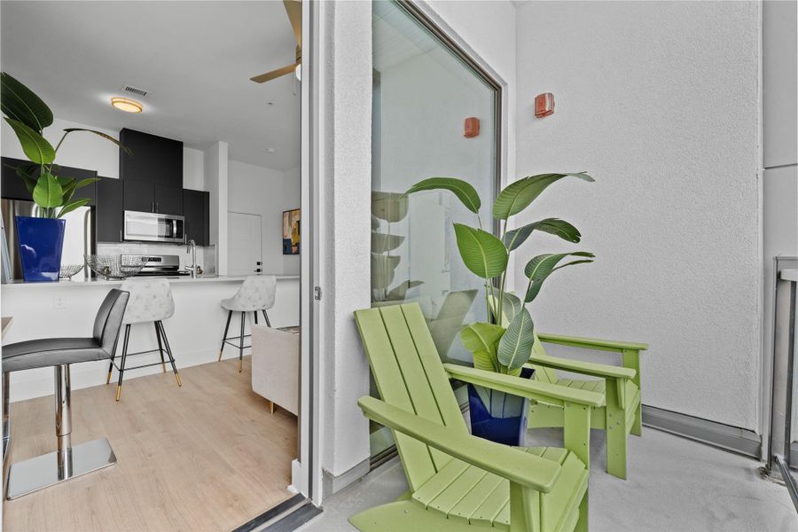 Images are for illustrative purposes only. Photos reflect a similar floor plan and are intended to convey the overall look and feel of the interiors.