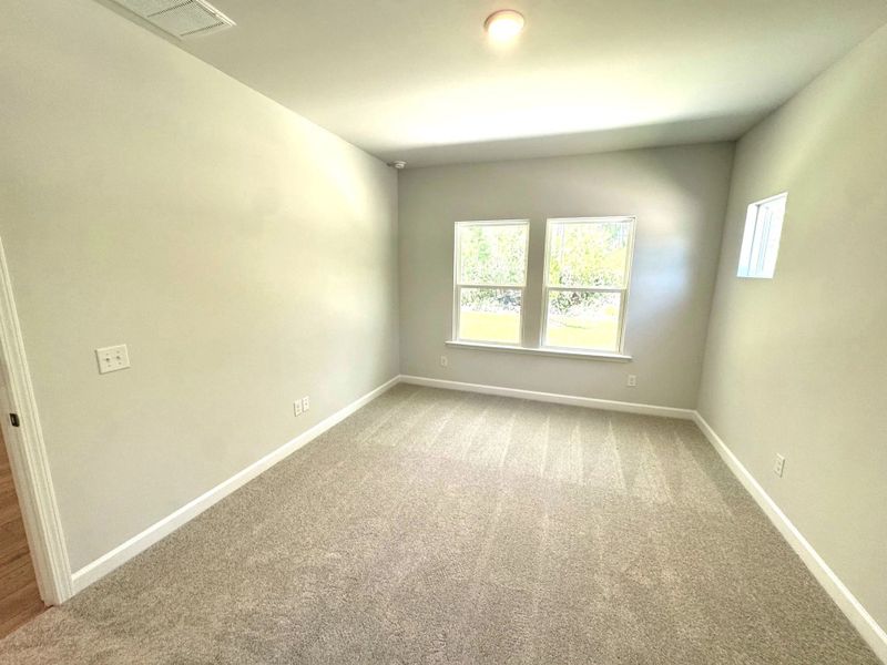 Spacious, unfurnished interior of a new home in Hammock Walk at Nexton, Summerville (Image 13).