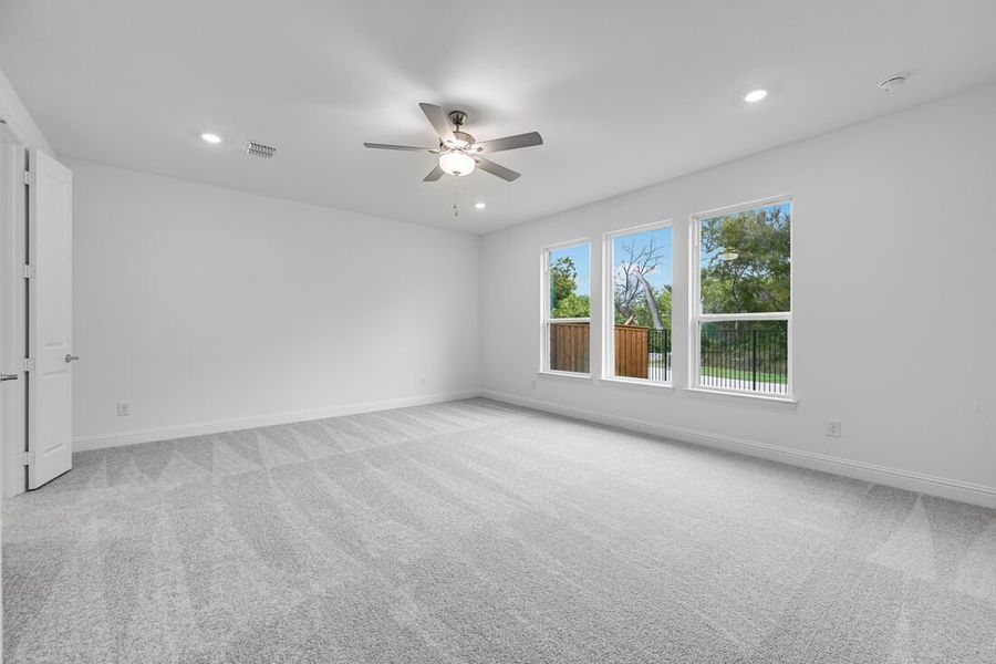 Spacious, unfurnished interior of a new home in Cross Creek Meadows 55s, Celina (Image 19). Spacious, unfurnished interior of a new home in Cross Creek Meadows 55s, Celina (Image 19).