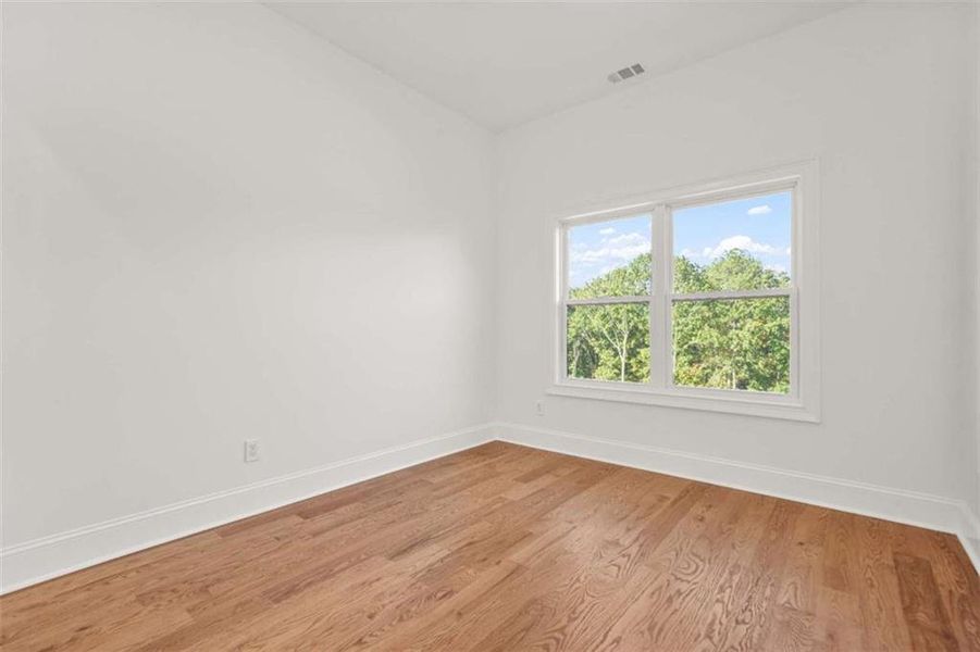 Spacious, unfurnished interior of a new home in , Lawrenceville (Image 20).