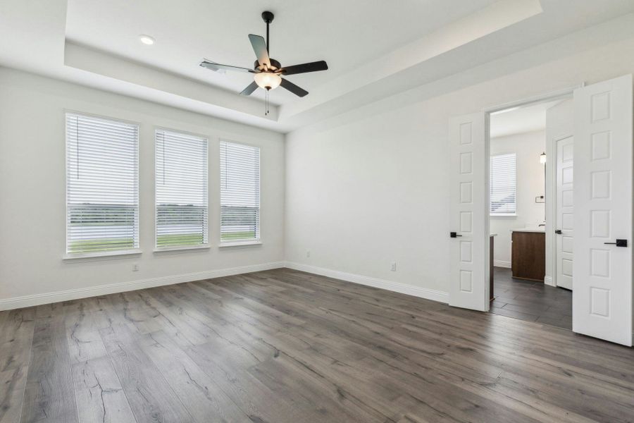 Representative unfurnished interior of a home built from the Harris by Kindred Homes in Berkshire Estates, Mesquite (Image 27).