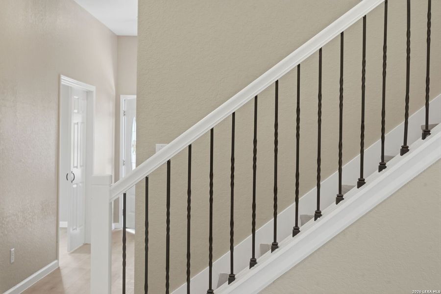 Spacious, unfurnished interior of a new home in , Devine (Image 41).