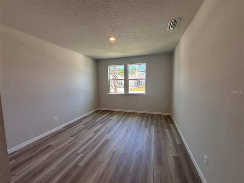 Spacious, unfurnished interior of a new home in Reserve East, Flagler Beach (Image 12).