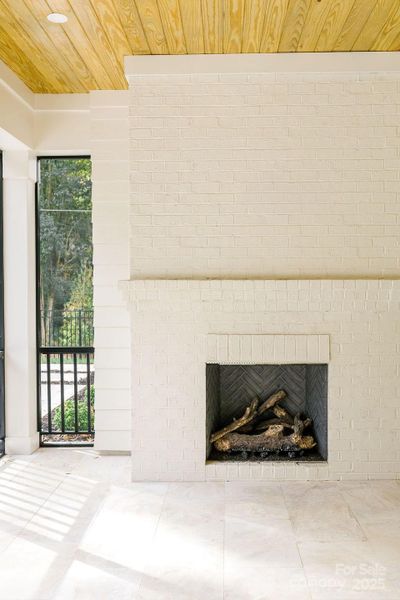 Image 21 of a home in .